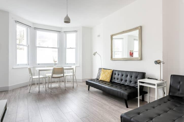Seafield Seafront Apartments Hove Buitenkant foto